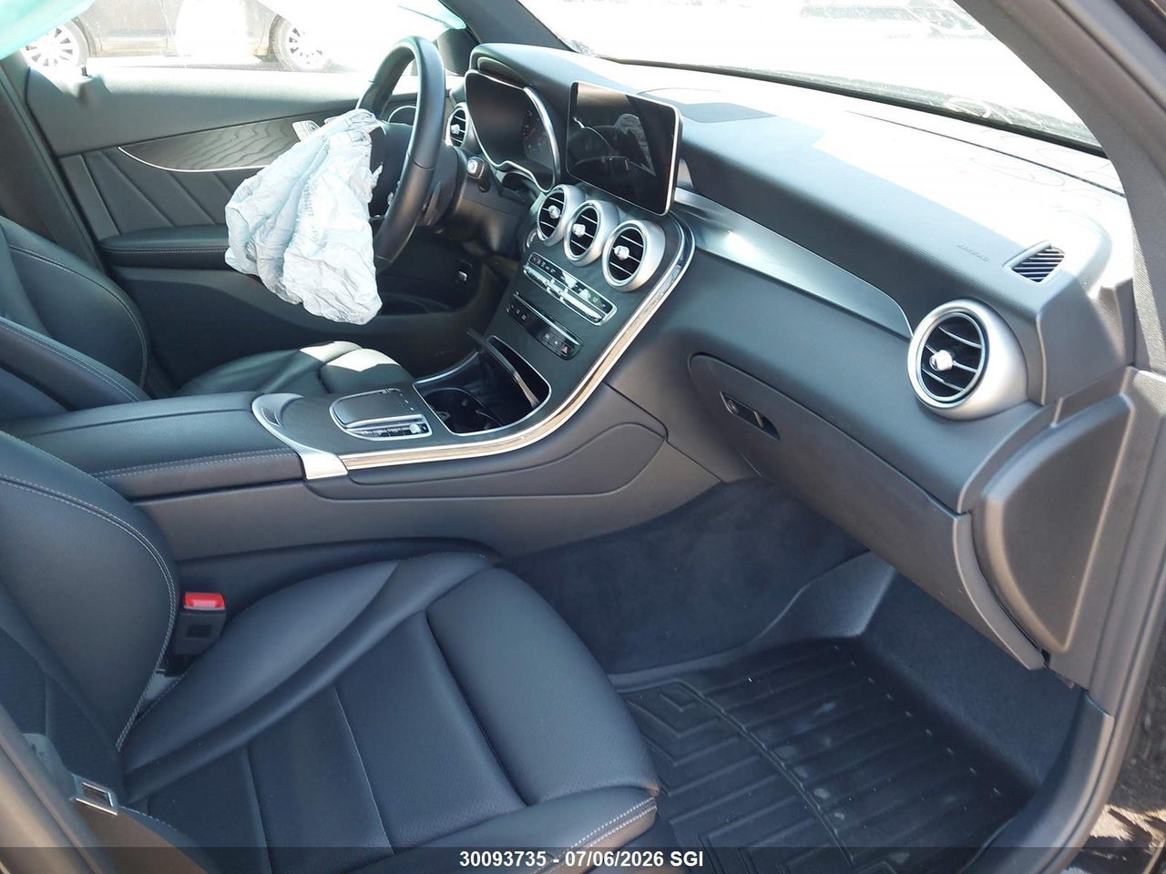 2022 MERCEDES BENZ GLC 300 4MATIC thumbnail 6