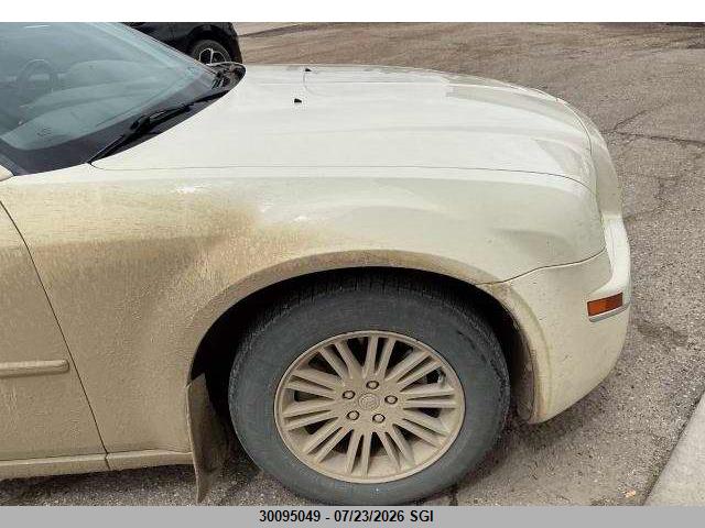 2010 CHRYSLER 300 TOURING thumbnail 6