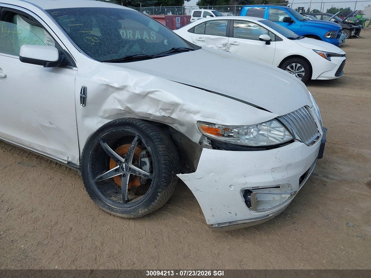 2011 LINCOLN MKS thumbnail 7