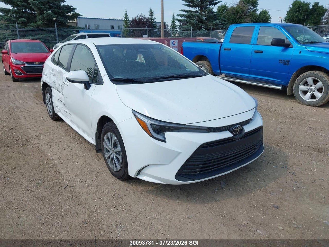 2026 TOYOTA COROLLA LE/SE thumbnail 2