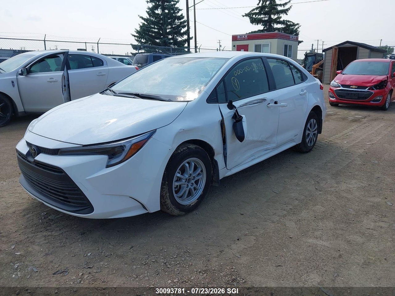2026 TOYOTA COROLLA LE/SE thumbnail 3