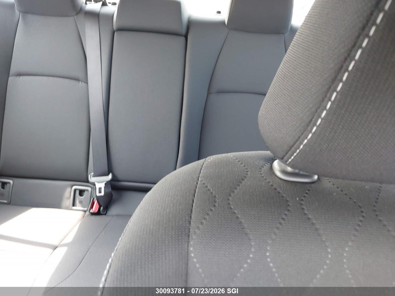 2026 TOYOTA COROLLA LE/SE thumbnail 9