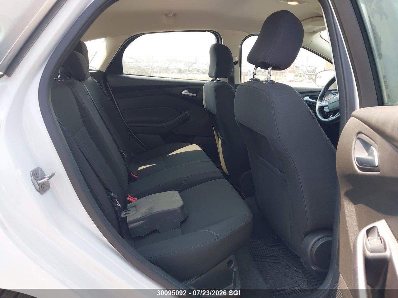 2016 FORD FOCUS SE thumbnail 9