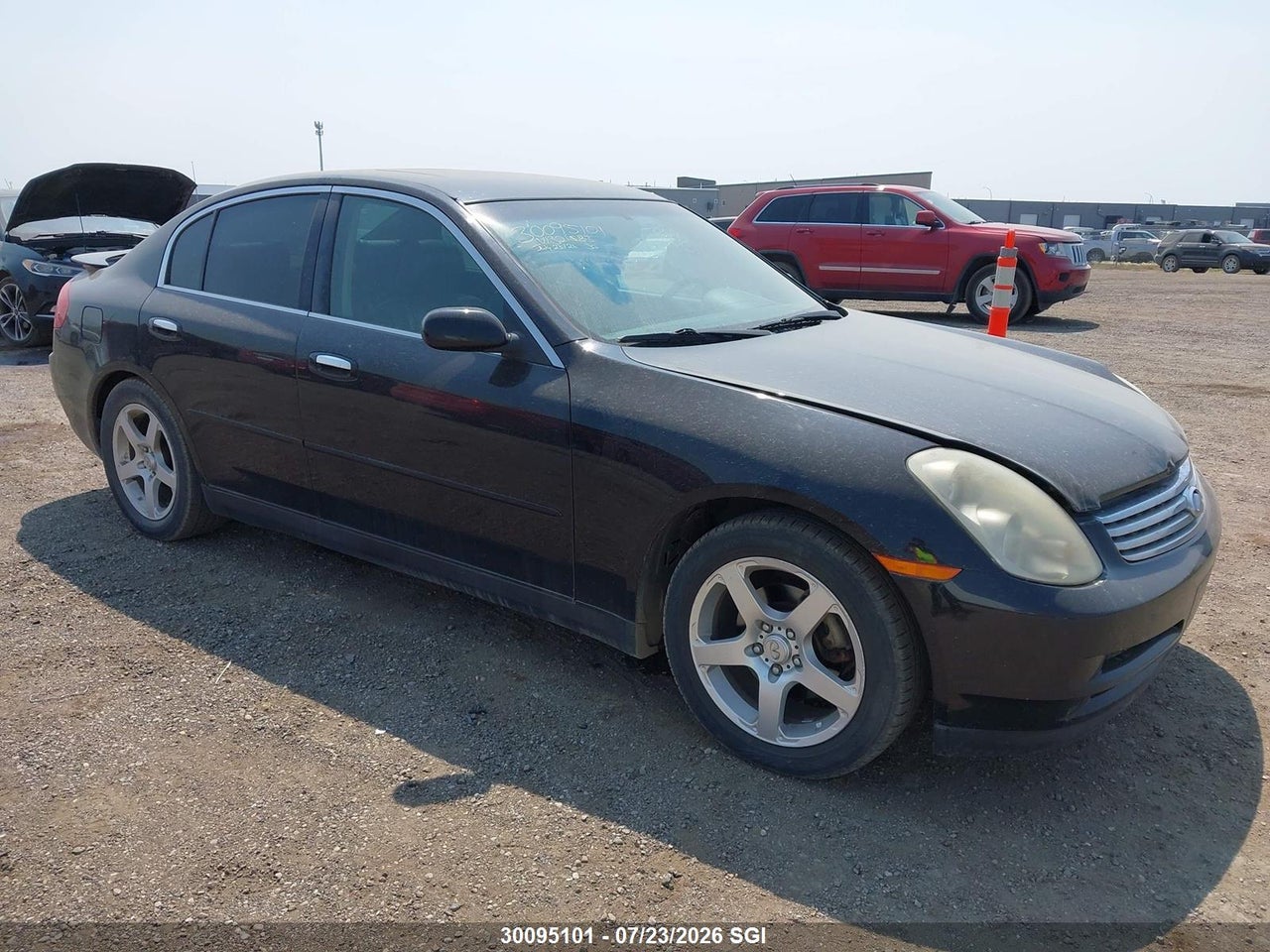 2003 INFINITI G35 thumbnail 2
