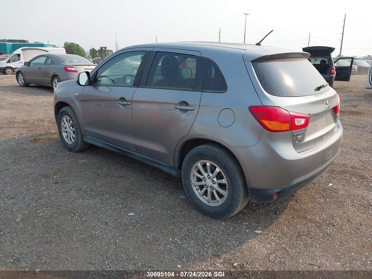 2013 MITSUBISHI RVR SE thumbnail 4