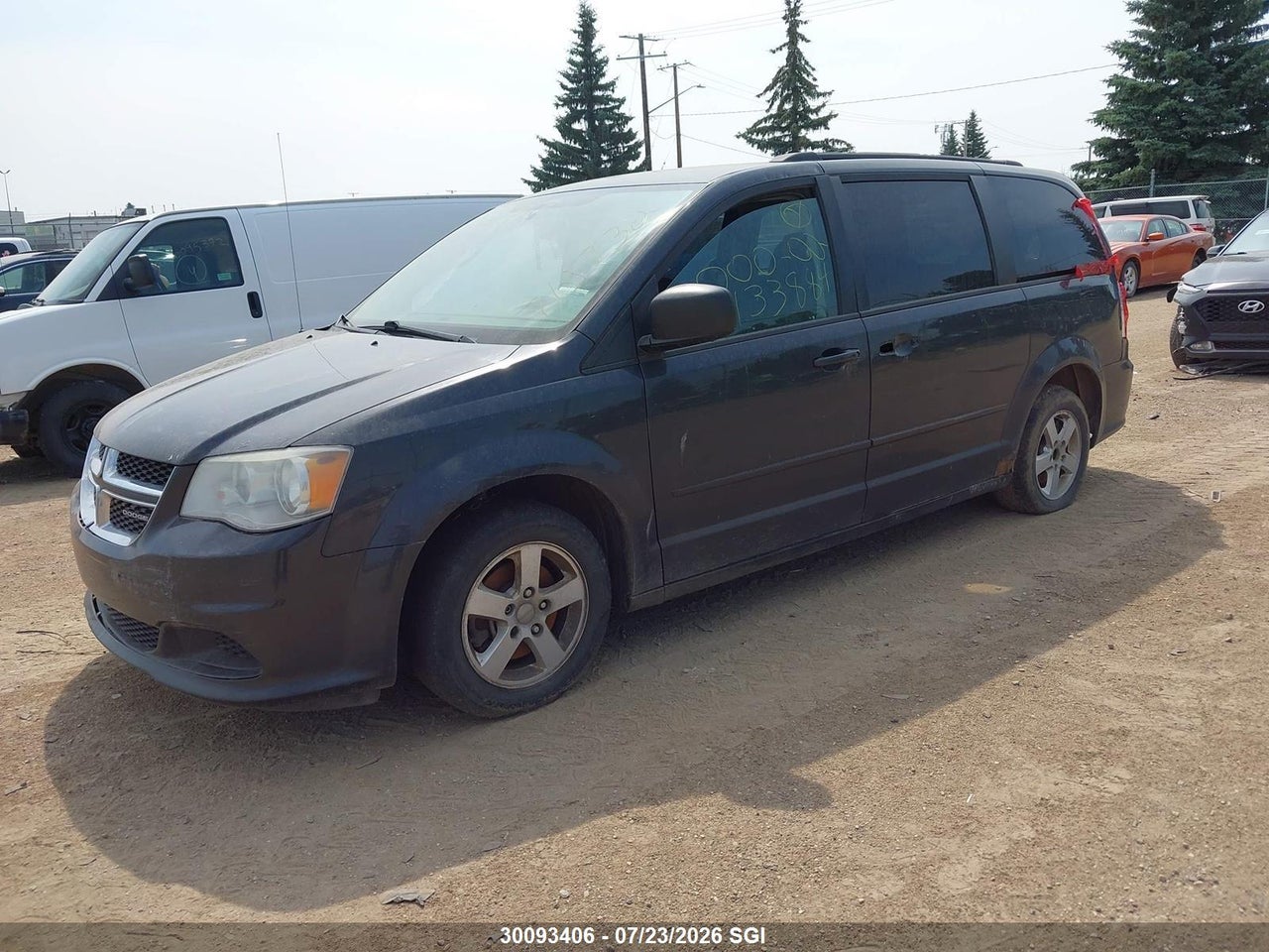 2011 DODGE GRAND CARAVAN EXPRESS thumbnail 3