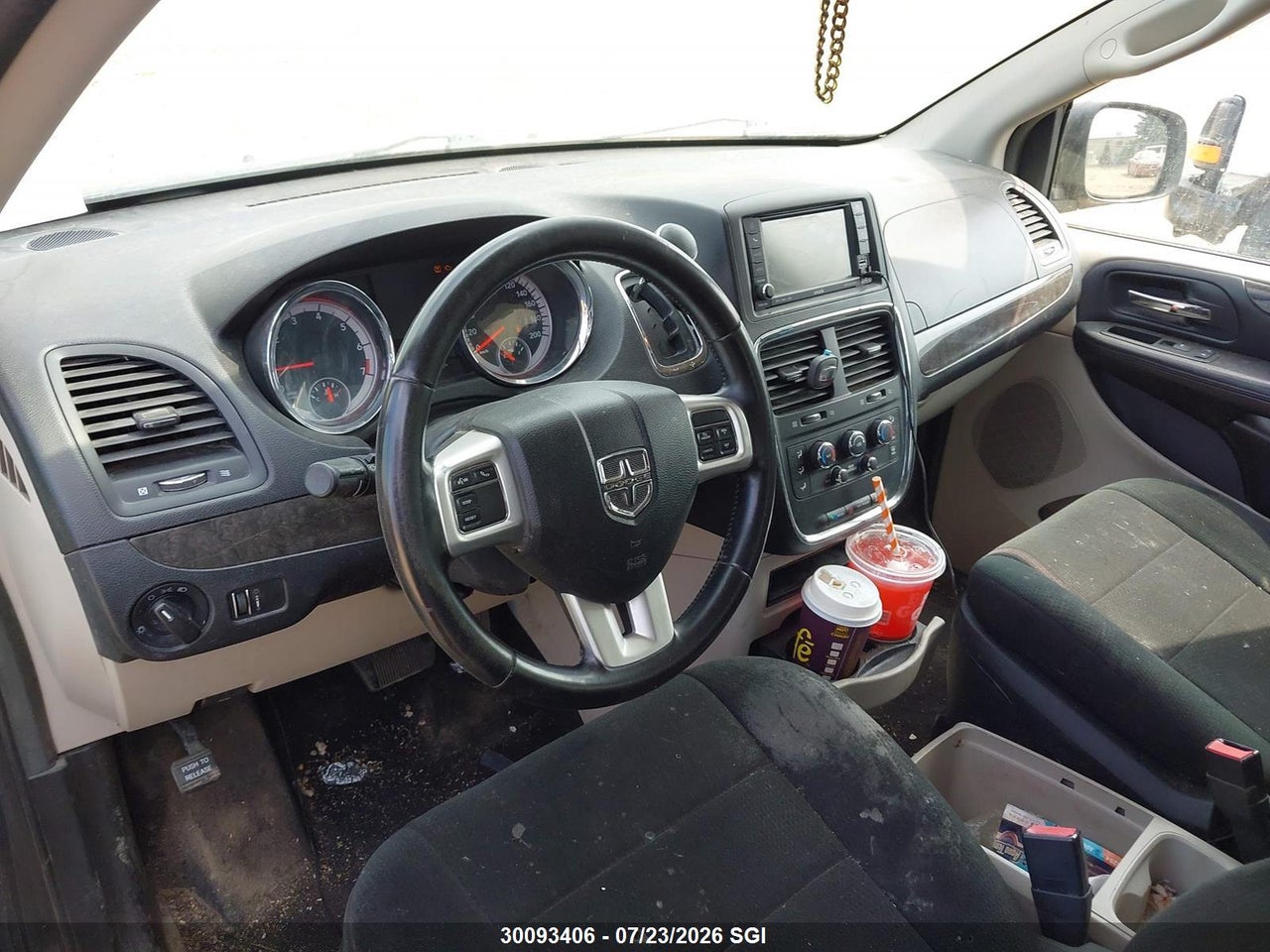 2011 DODGE GRAND CARAVAN EXPRESS thumbnail 6