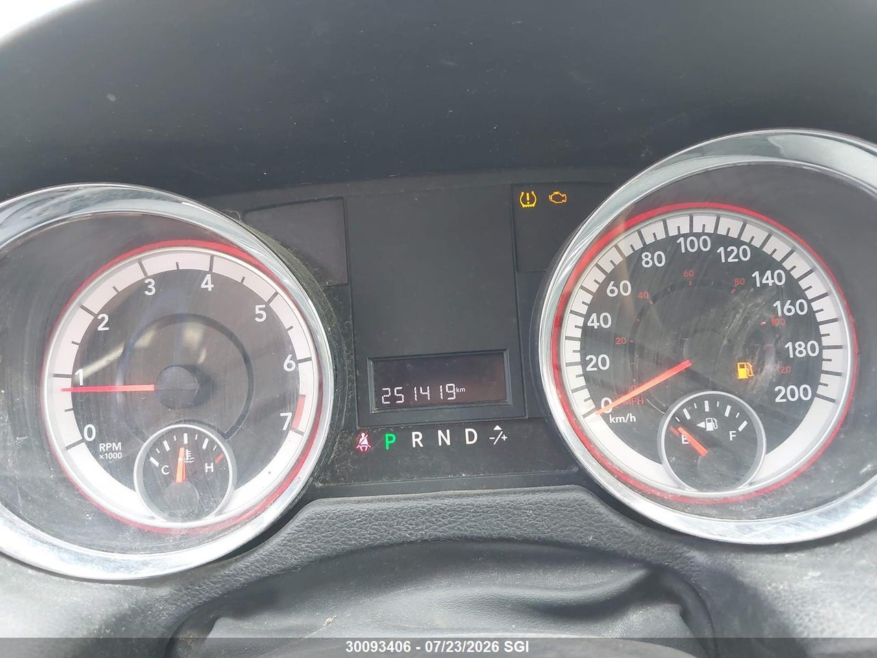 2011 DODGE GRAND CARAVAN EXPRESS thumbnail 8
