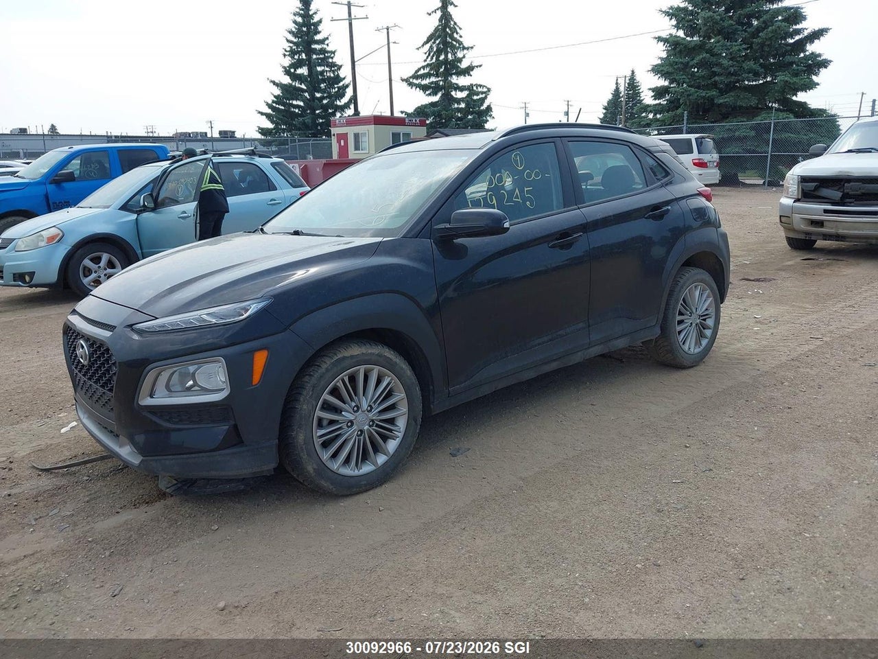 2021 HYUNDAI KONA SEL thumbnail 3