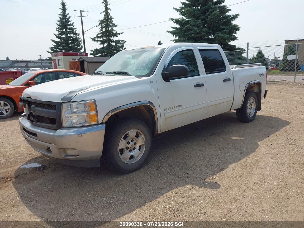 2013 CHEVROLET SILVERADO K1500 LT thumbnail 3