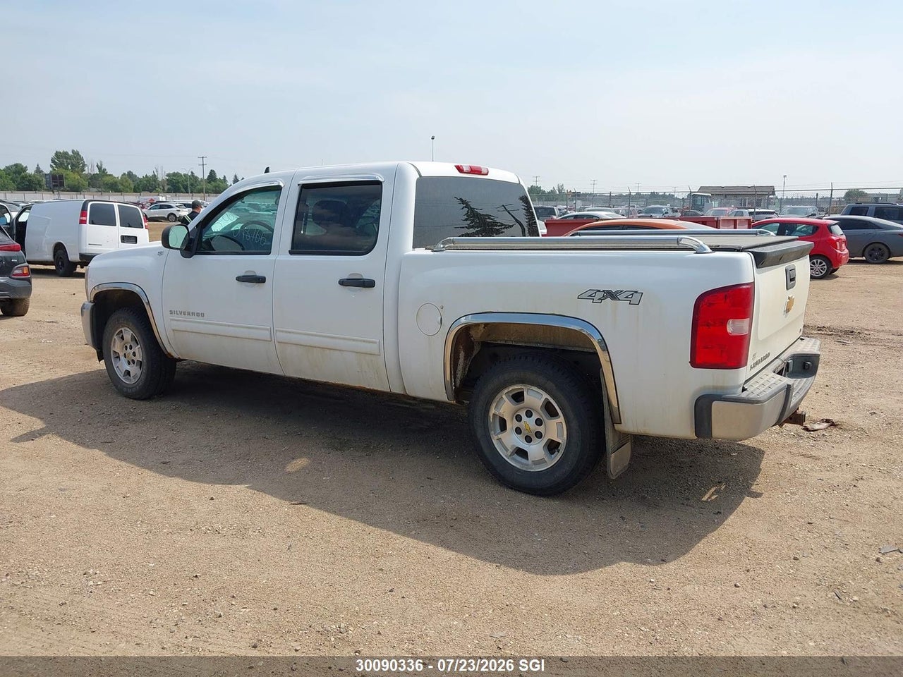 2013 CHEVROLET SILVERADO K1500 LT thumbnail 4