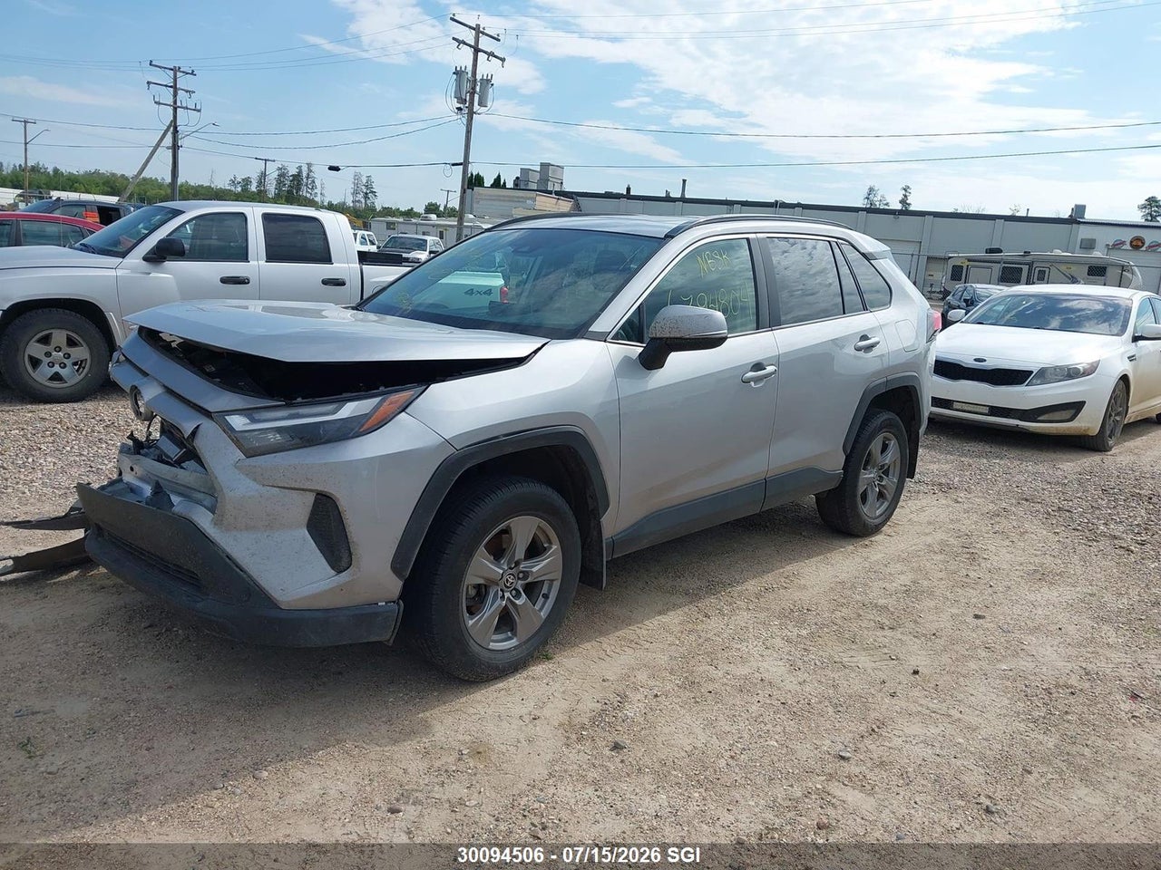 2024 TOYOTA RAV4 XLE/XLE PREMIUM thumbnail 3