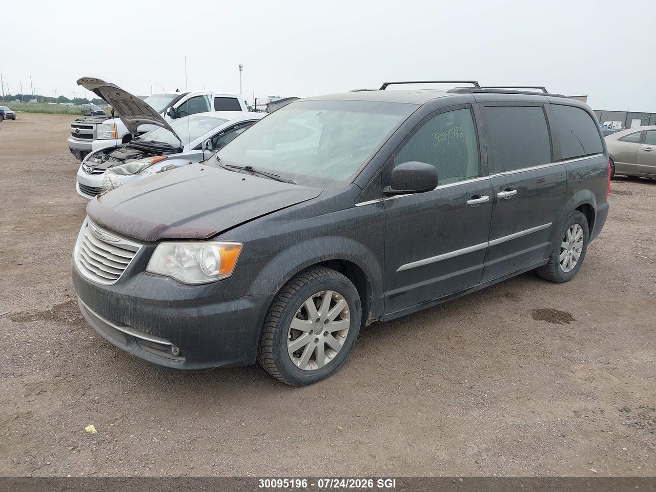 2012 CHRYSLER TOWN & COUNTRY TOURING L thumbnail 3