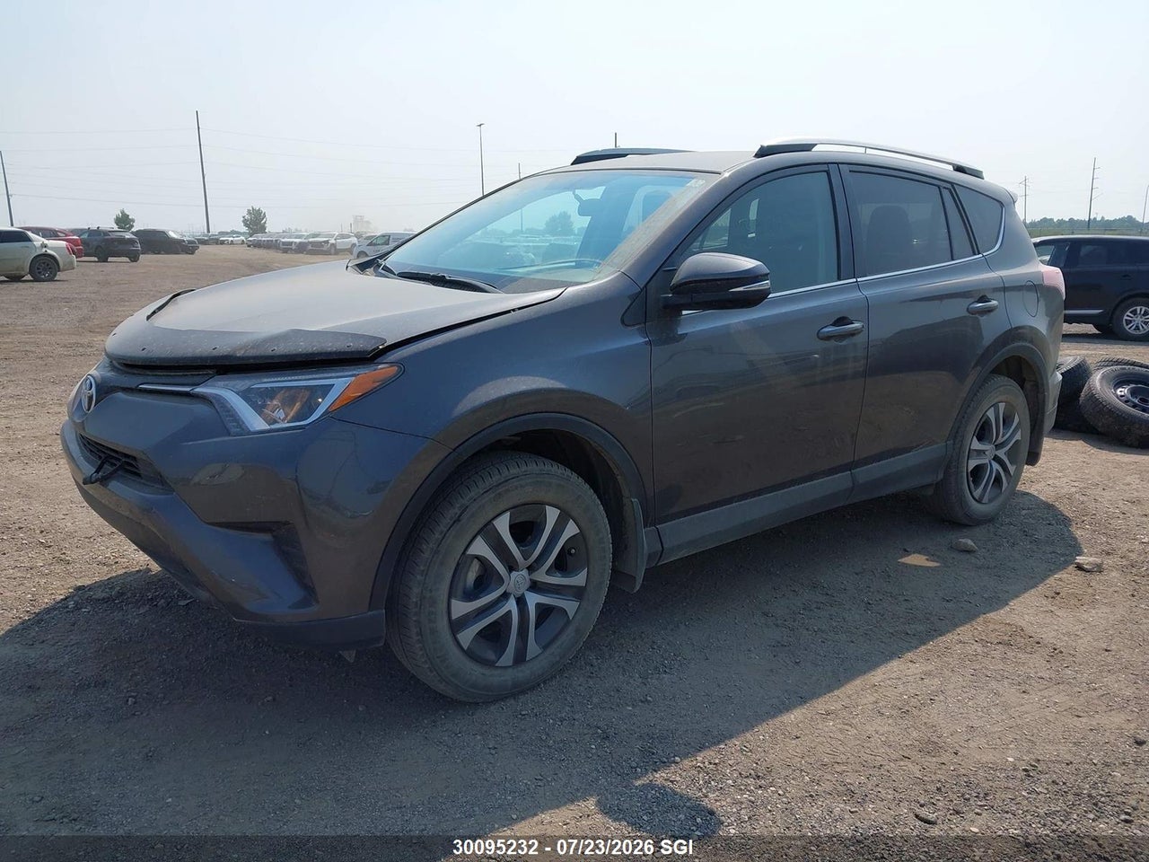2016 TOYOTA RAV4 LE thumbnail 3