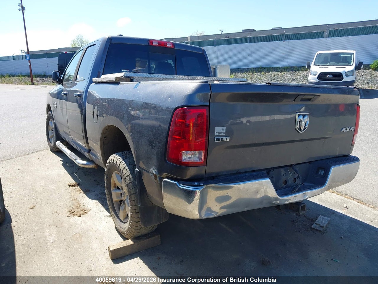 2014 RAM 1500 SLT thumbnail 4