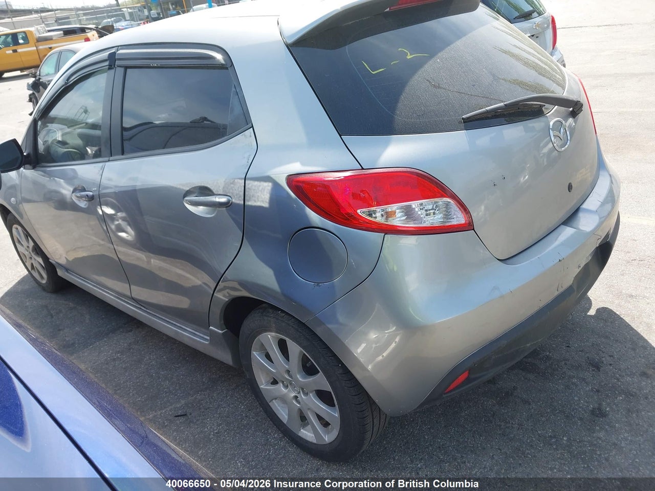 2011 MAZDA MAZDA2 thumbnail 4