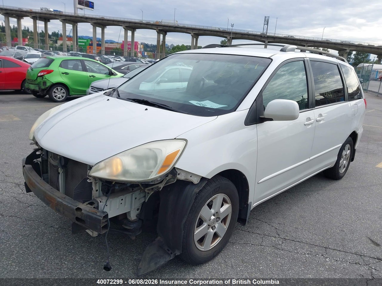 5TDZA23CX4S106934 · 2004 TOYOTA SIENNA CE/LE · 2/12