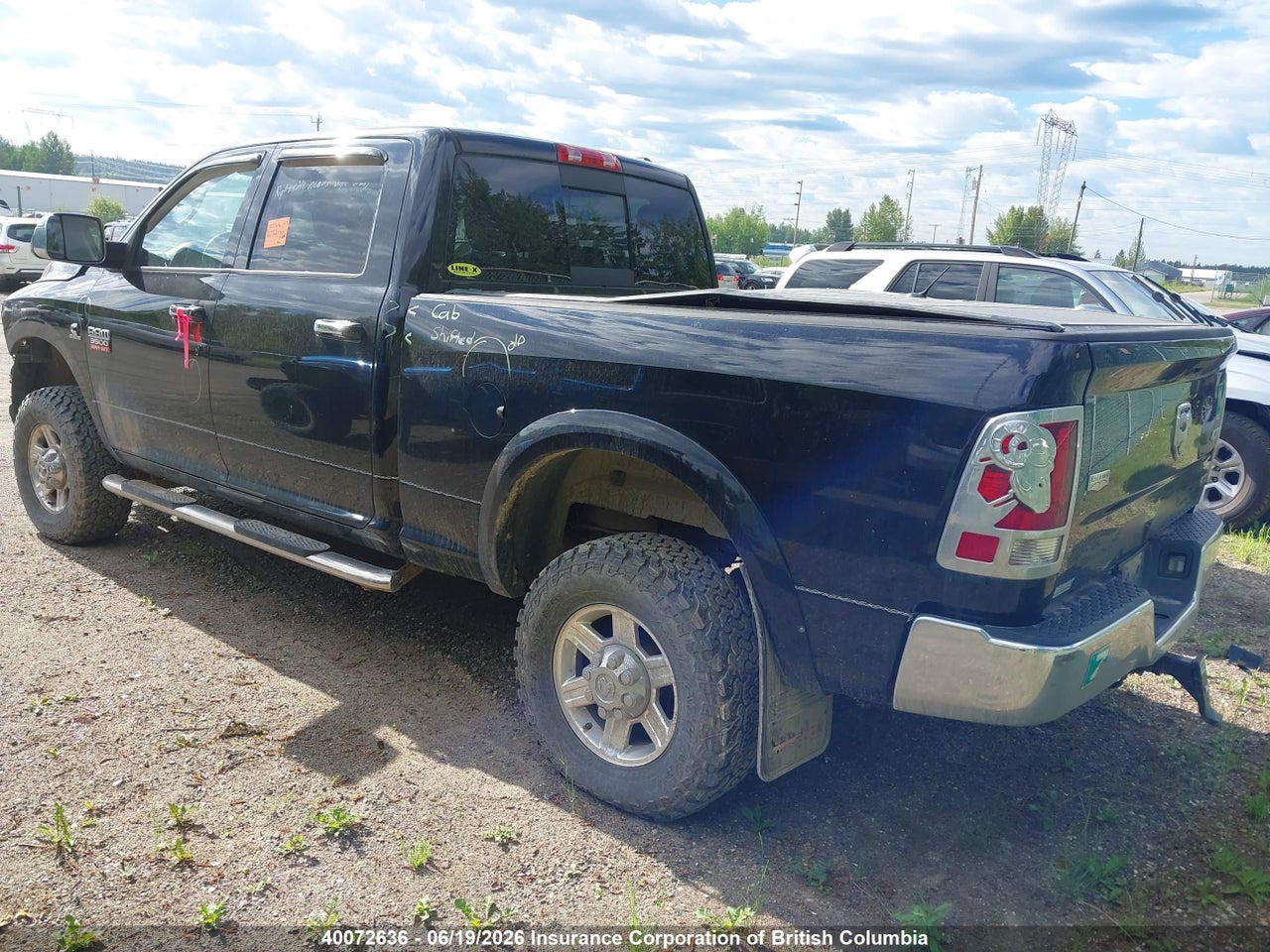 2012 RAM 3500 LARAMIE thumbnail 4