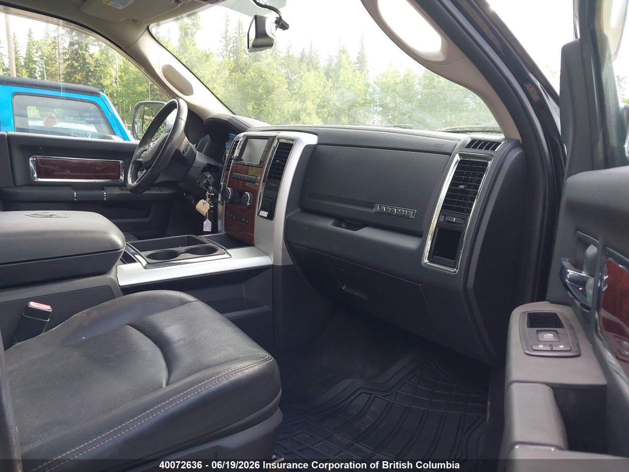 2012 RAM 3500 LARAMIE thumbnail 6