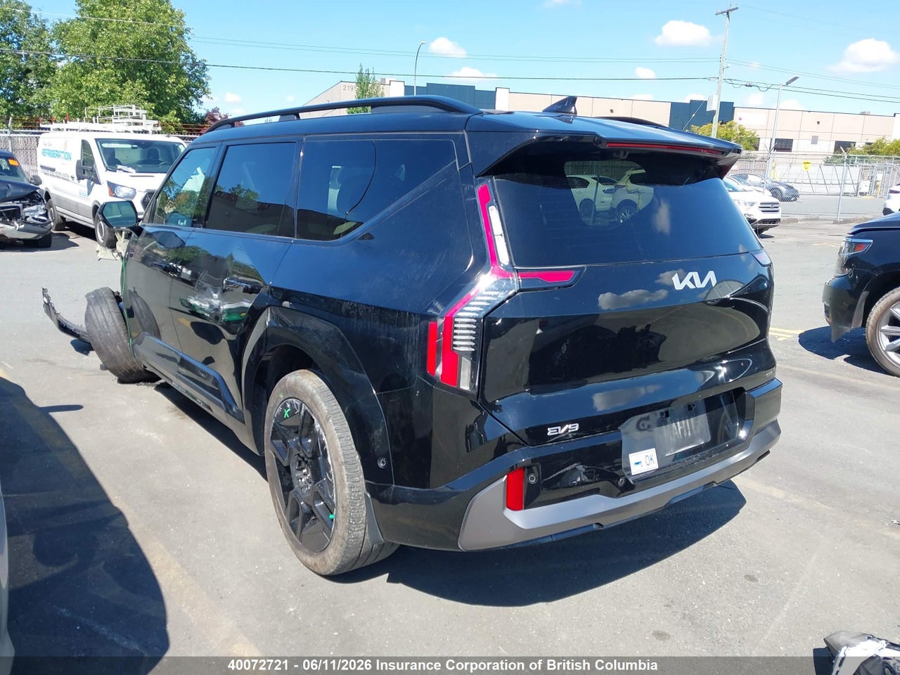 2025 KIA EV9 thumbnail 4