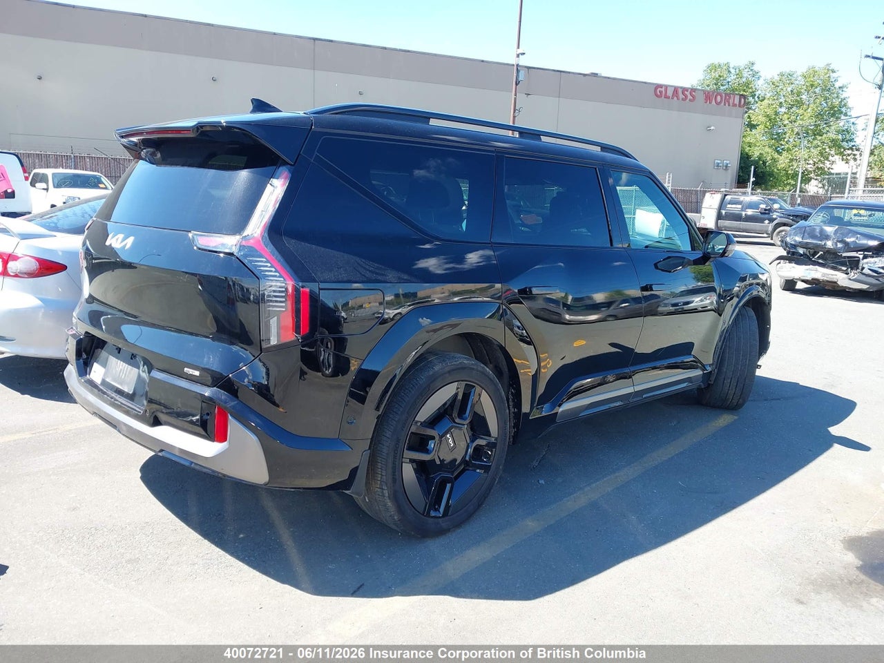 2025 KIA EV9 thumbnail 5