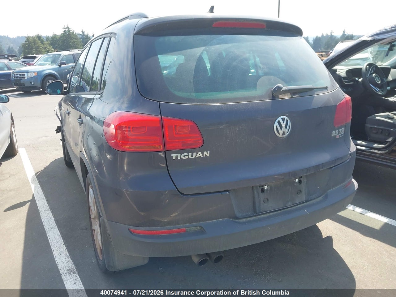 2016 VOLKSWAGEN TIGUAN COMFORT/HIGH/R-LINE/SP ED thumbnail 4