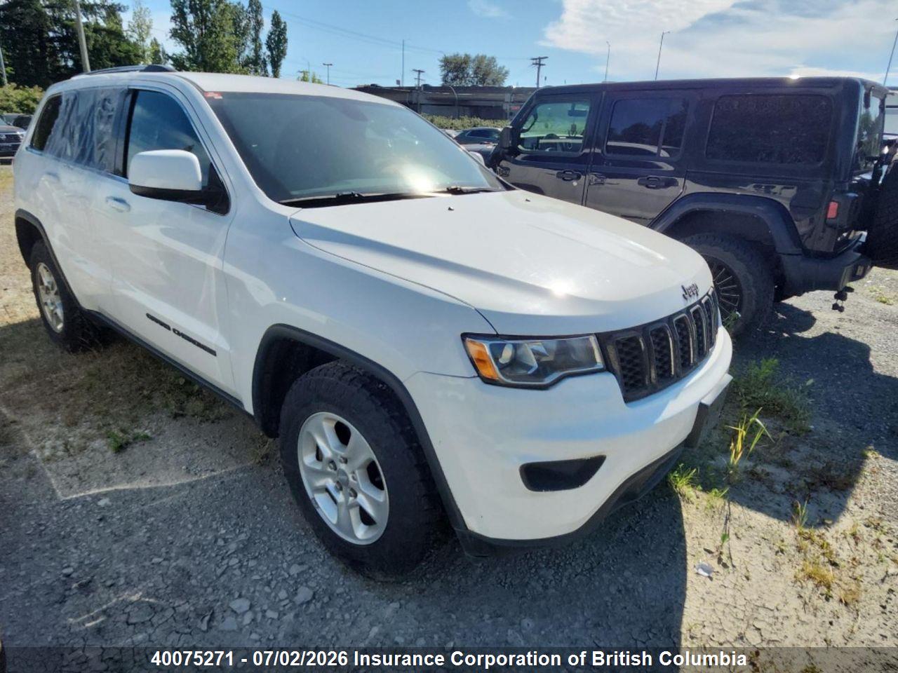 2017 JEEP GRAND CHEROKEE LAREDO thumbnail 2