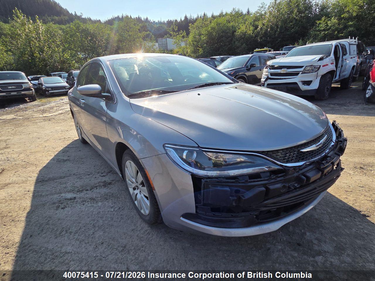 2016 CHRYSLER 200 thumbnail 2