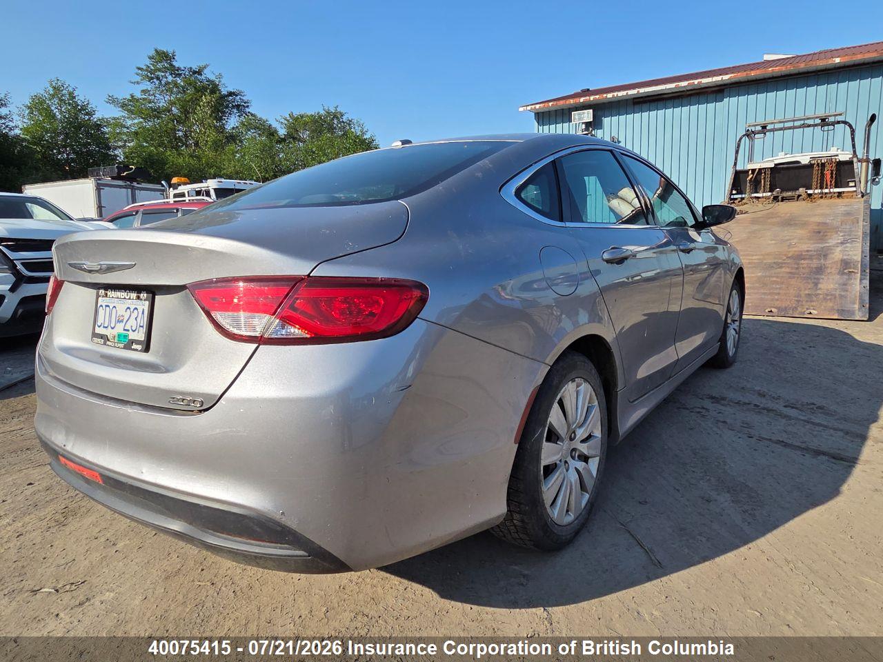 2016 CHRYSLER 200 thumbnail 5