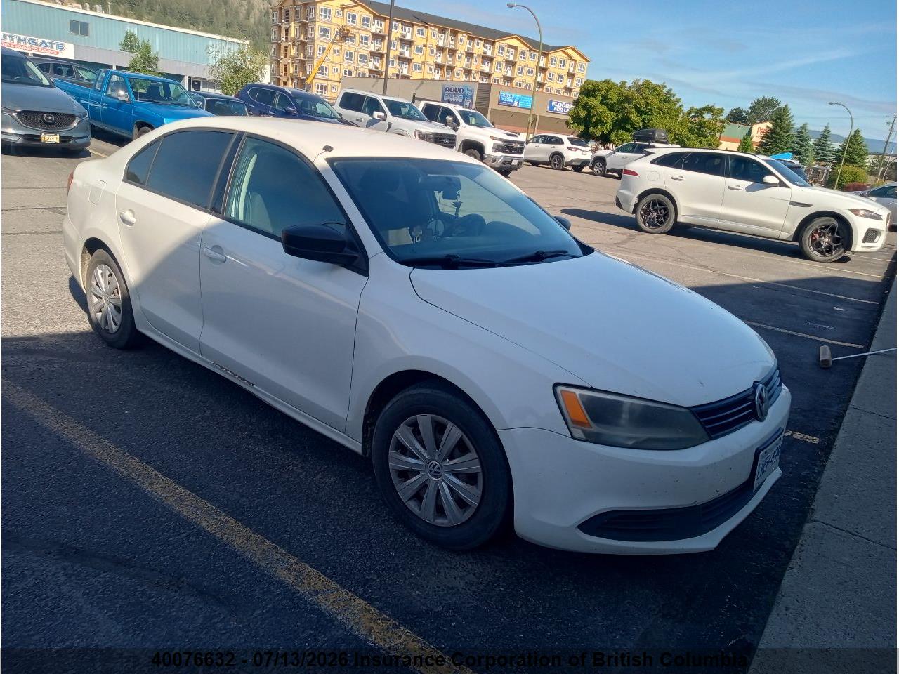 2013 VOLKSWAGEN JETTA thumbnail 2
