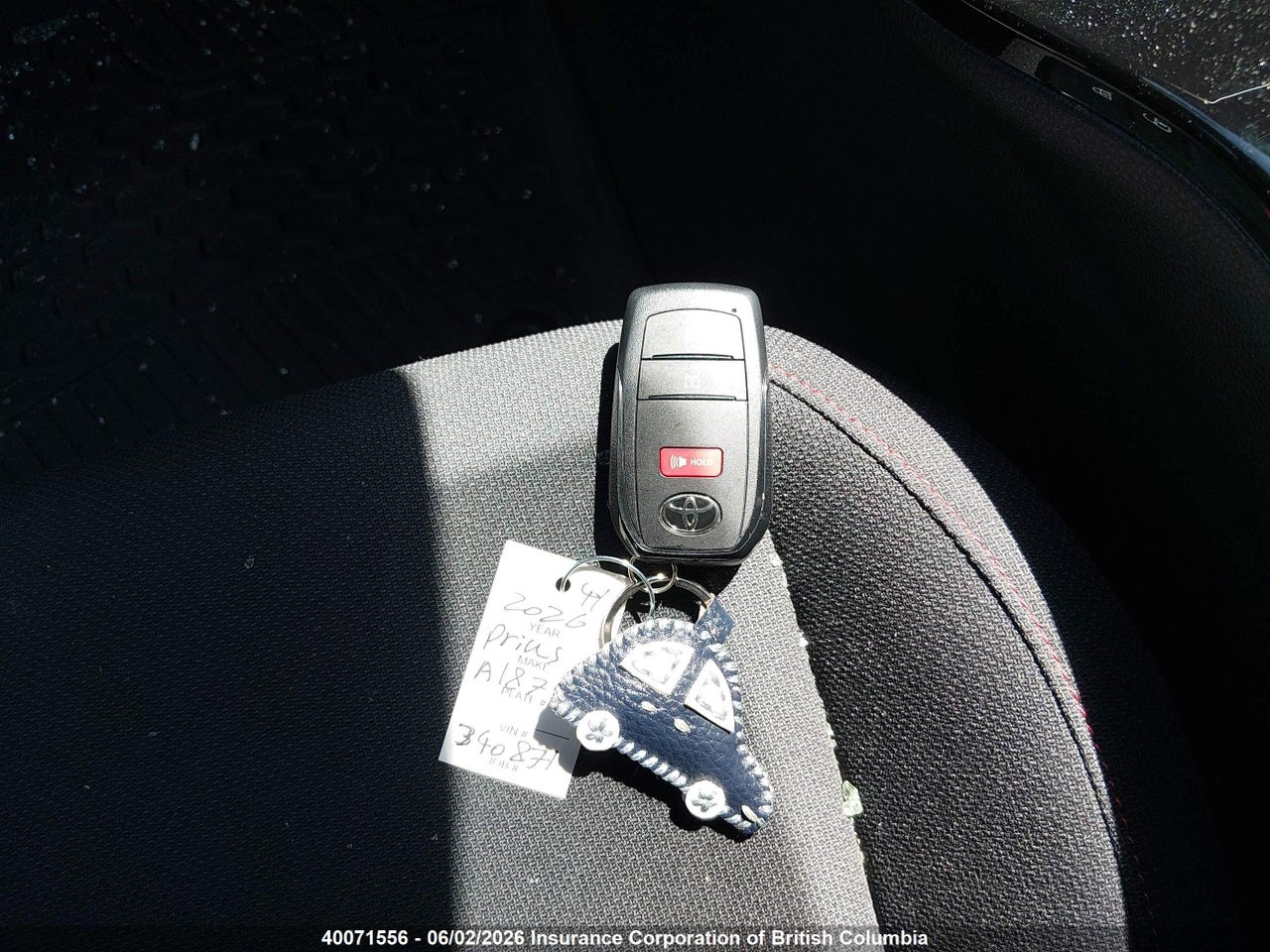 2026 TOYOTA PRIUS SE/XSE/XSE PREMIUM/NIGHT SHADE thumbnail 12