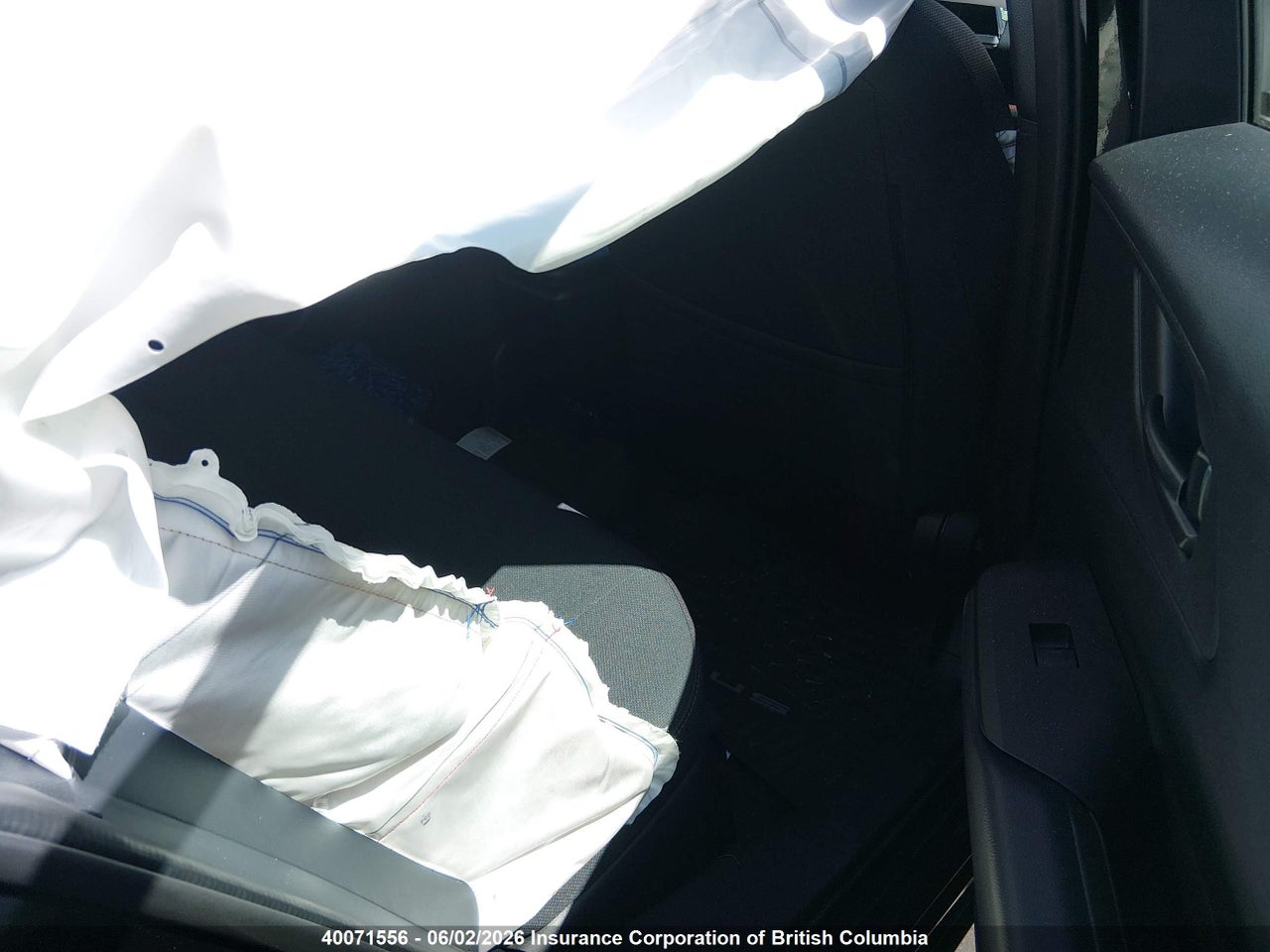2026 TOYOTA PRIUS SE/XSE/XSE PREMIUM/NIGHT SHADE thumbnail 9
