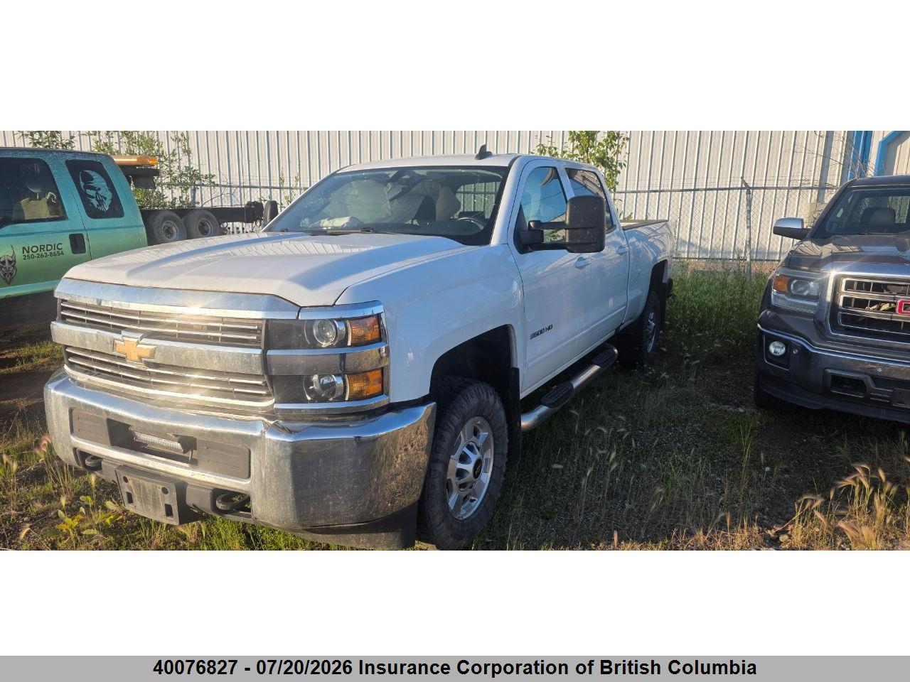 2017 CHEVROLET SILVERADO K2500 HEAVY DUTY LT thumbnail 3