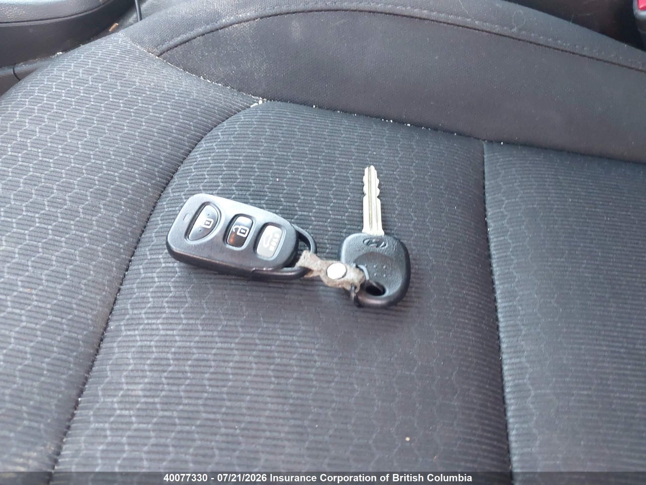 2017 HYUNDAI ELANTRA SE/VALUE/LIMITED thumbnail 12