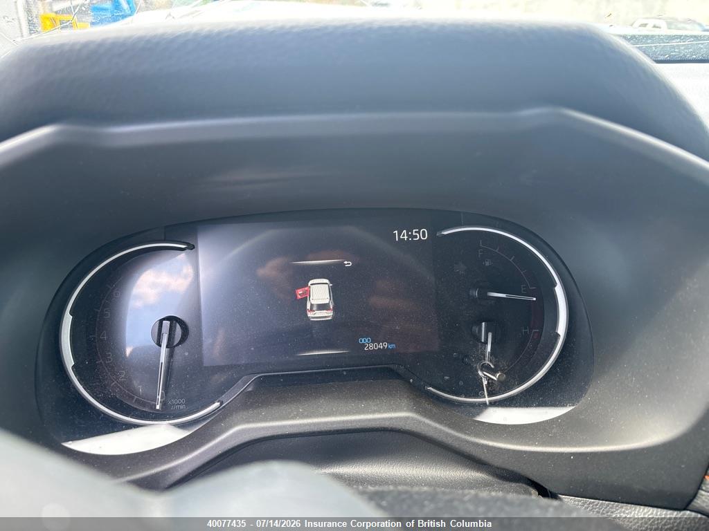 2024 TOYOTA RAV4 thumbnail 10