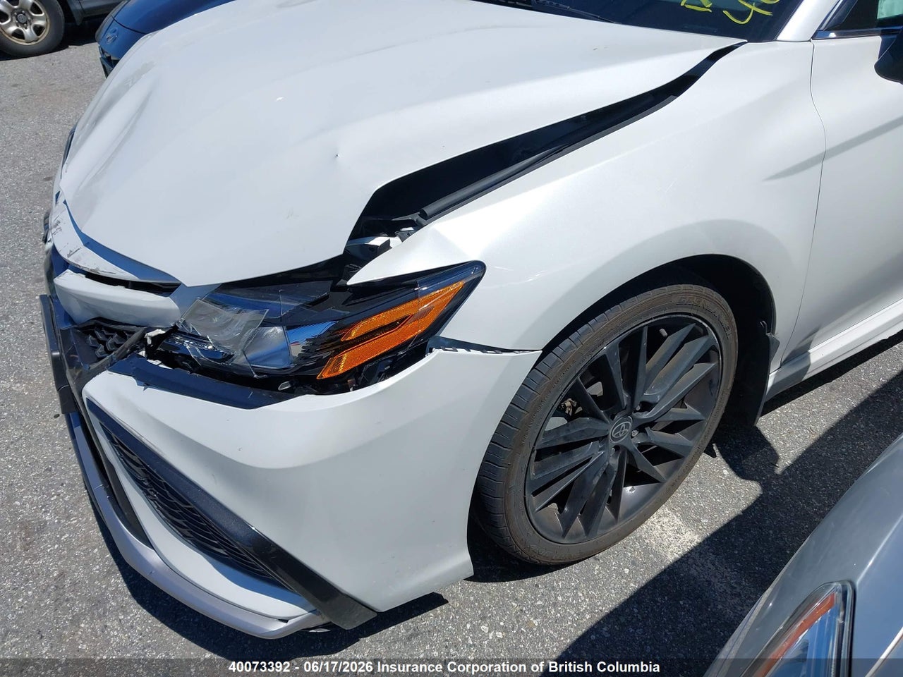 2022 TOYOTA CAMRY XSE thumbnail 3