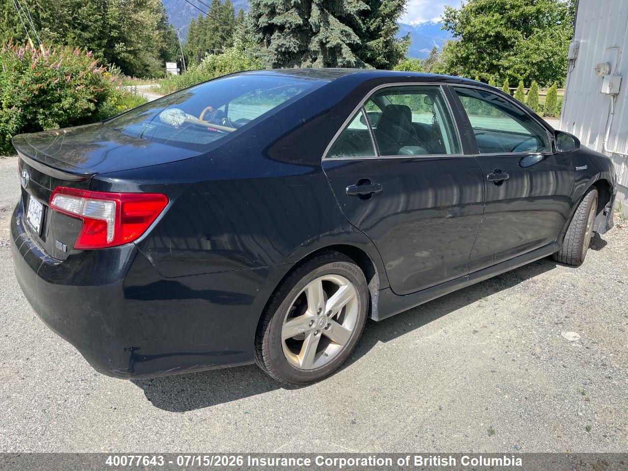 2014 TOYOTA CAMRY thumbnail 5