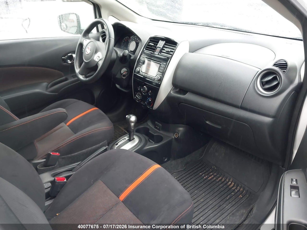 2017 NISSAN VERSA thumbnail 6
