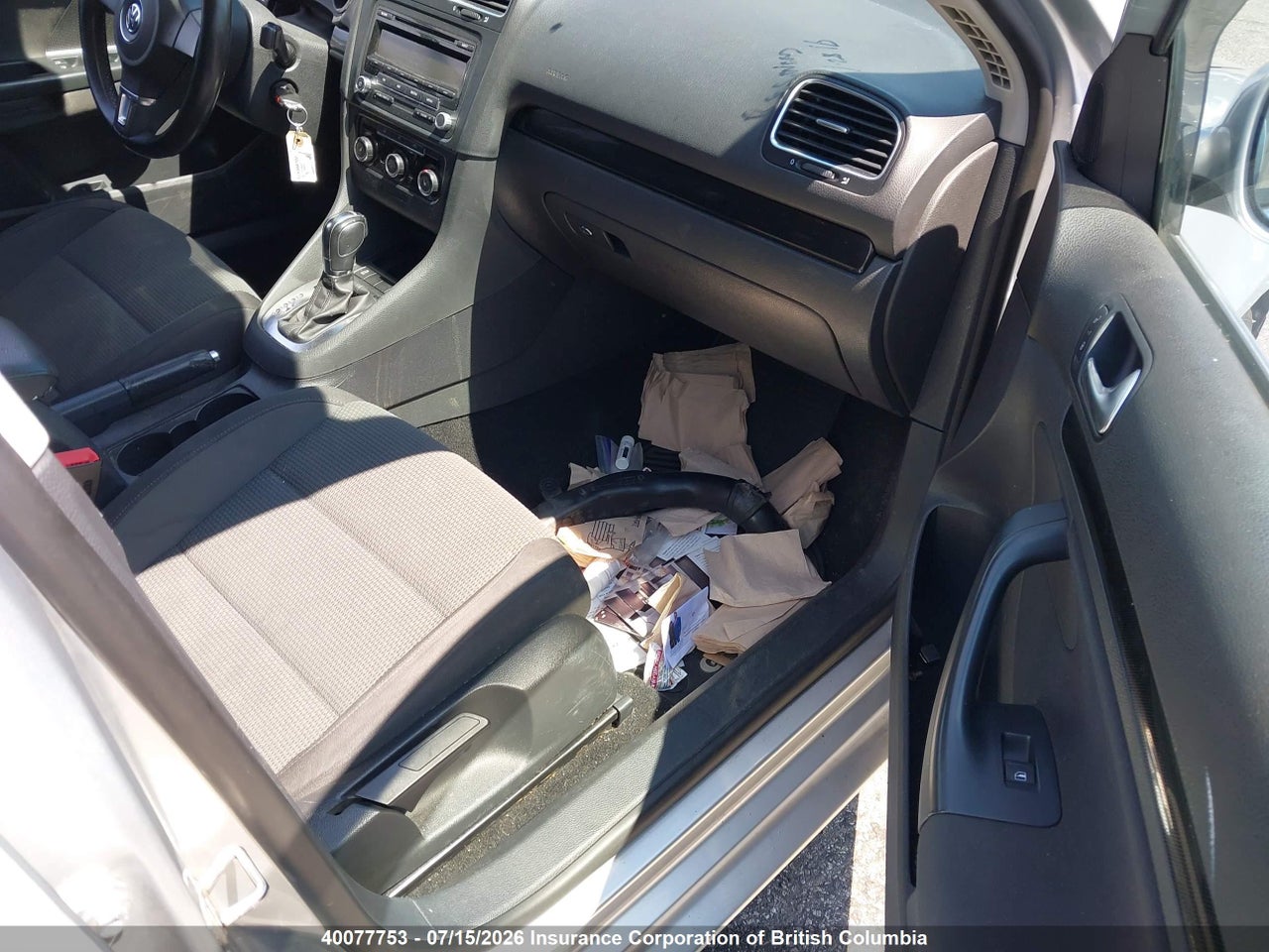 2011 VOLKSWAGEN GOLF thumbnail 6