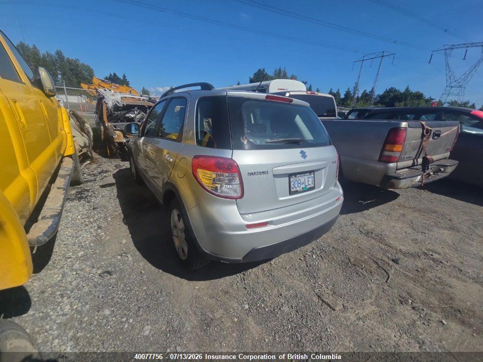2011 SUZUKI SX4 thumbnail 4
