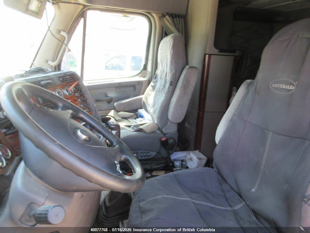 2010 FREIGHTLINER CASCADIA 125 thumbnail 9