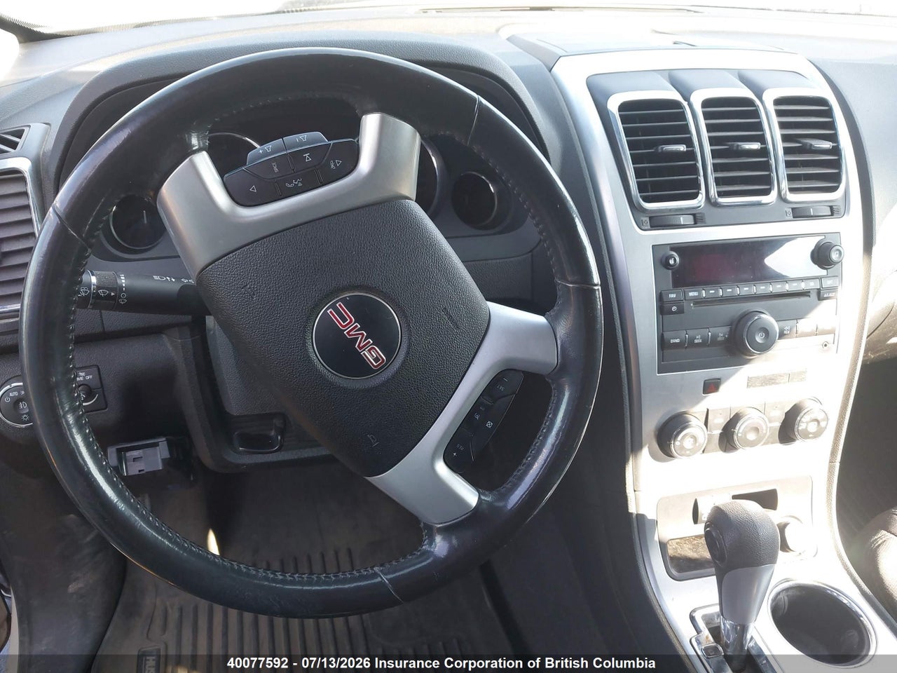 2012 GMC ACADIA SLE thumbnail 8