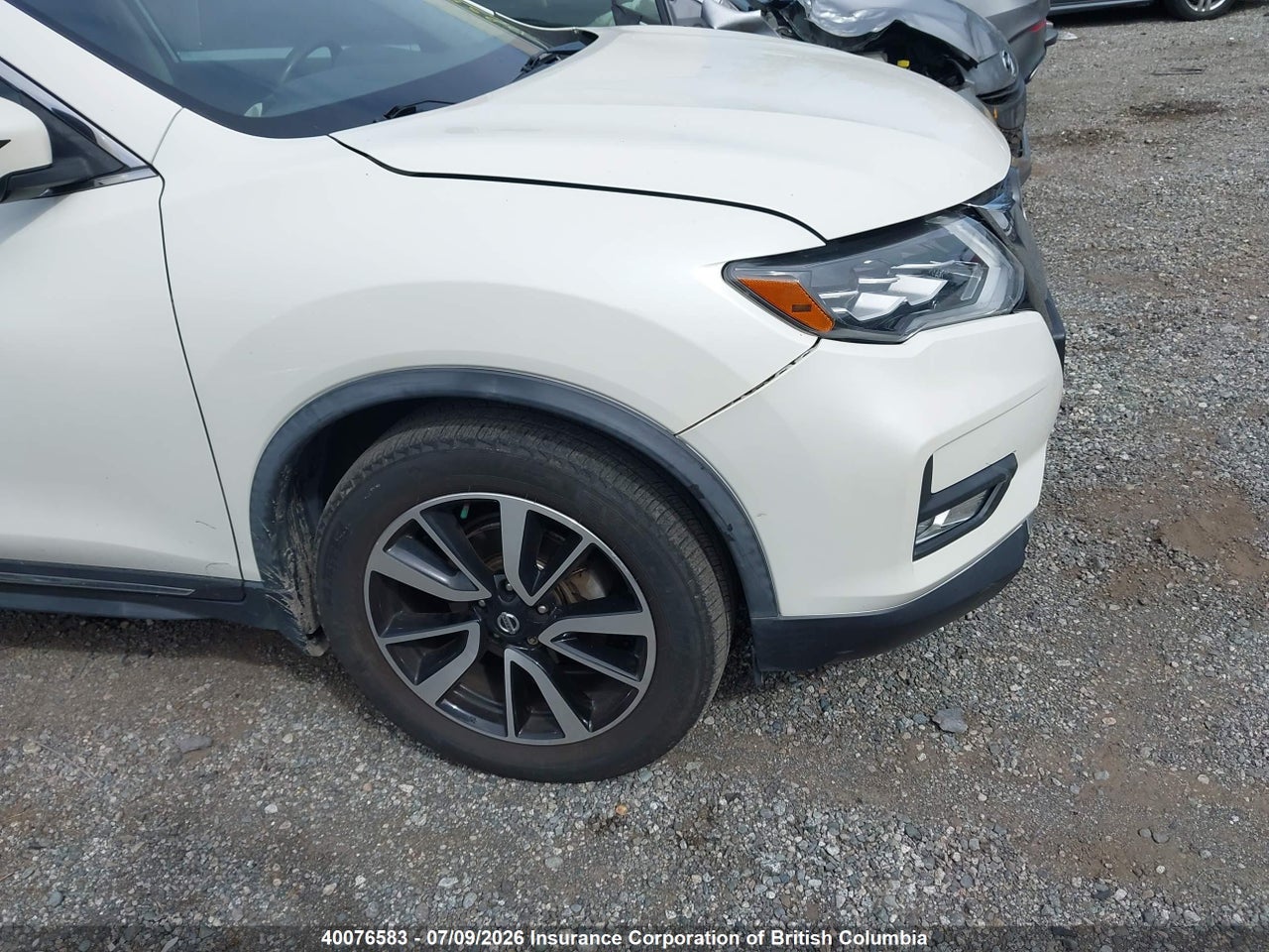 2018 NISSAN ROGUE S/SL/SV thumbnail 2