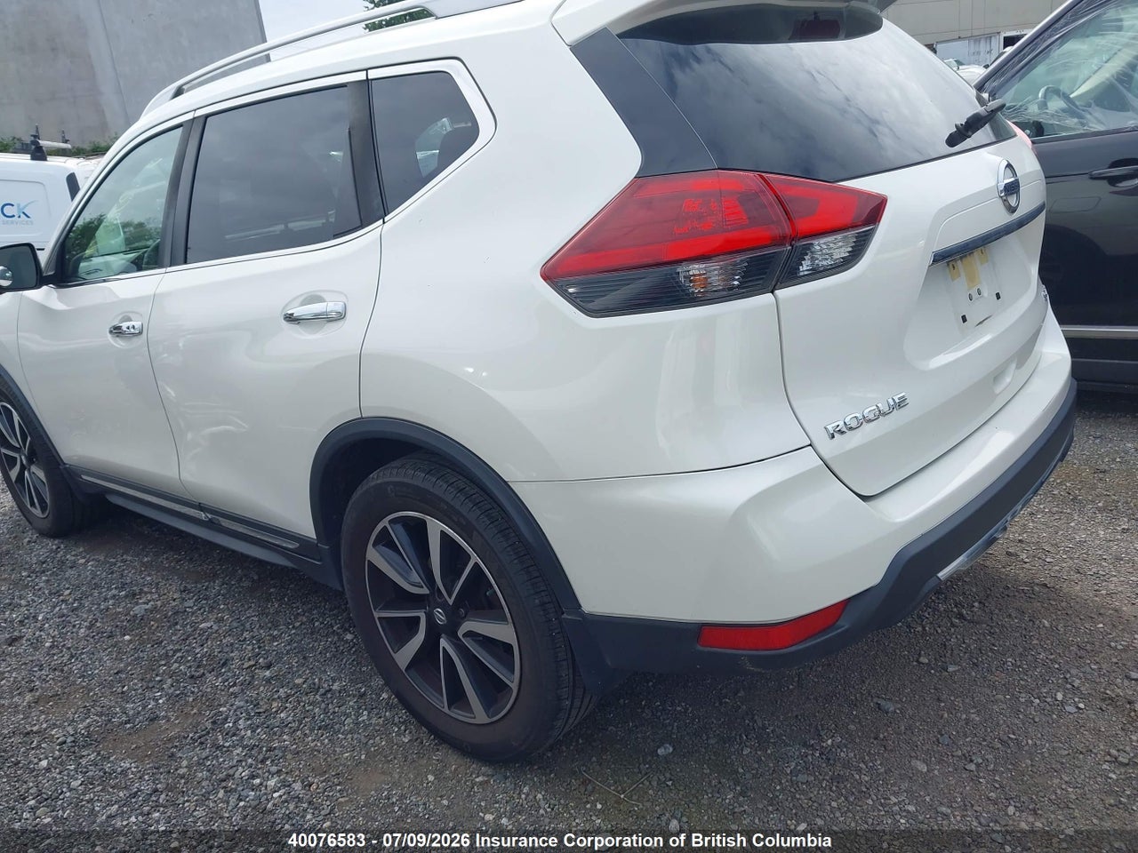 2018 NISSAN ROGUE S/SL/SV thumbnail 4