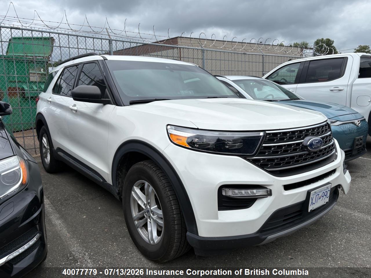2020 FORD EXPLORER XLT thumbnail 2