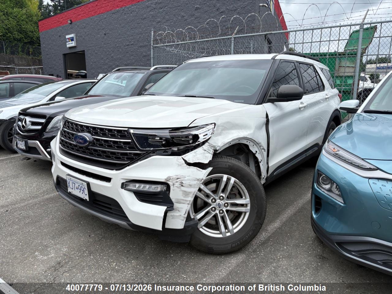 2020 FORD EXPLORER XLT thumbnail 3