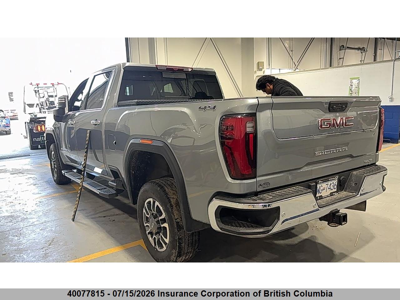 2024 GMC SIERRA K2500 SLT thumbnail 4