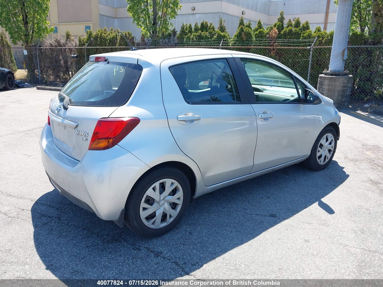 2015 TOYOTA YARIS thumbnail 5