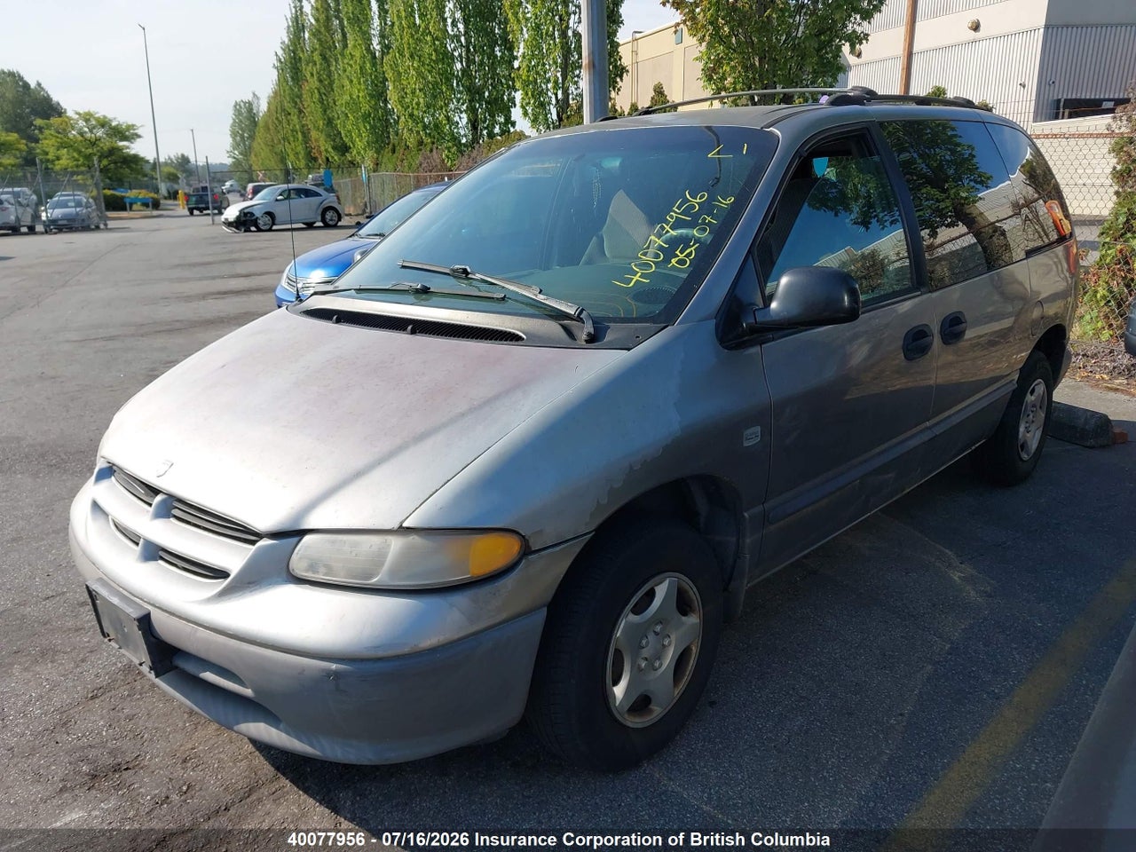 1999 DODGE CARAVAN thumbnail 3
