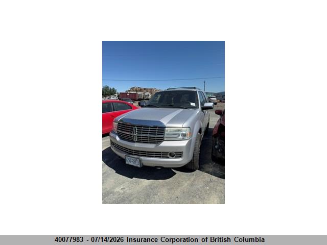2010 LINCOLN NAVIGATOR thumbnail 3